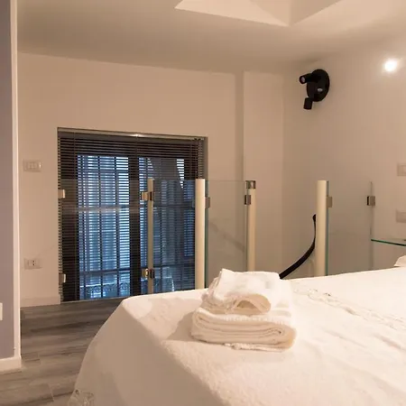 Apartament Youhosty - Ariberto 22 *